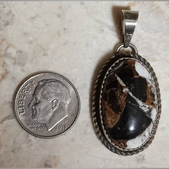 UNIQUE! White Buffalo sterling silver pendant 01 hallmarked NEW - Picture 2 of 8